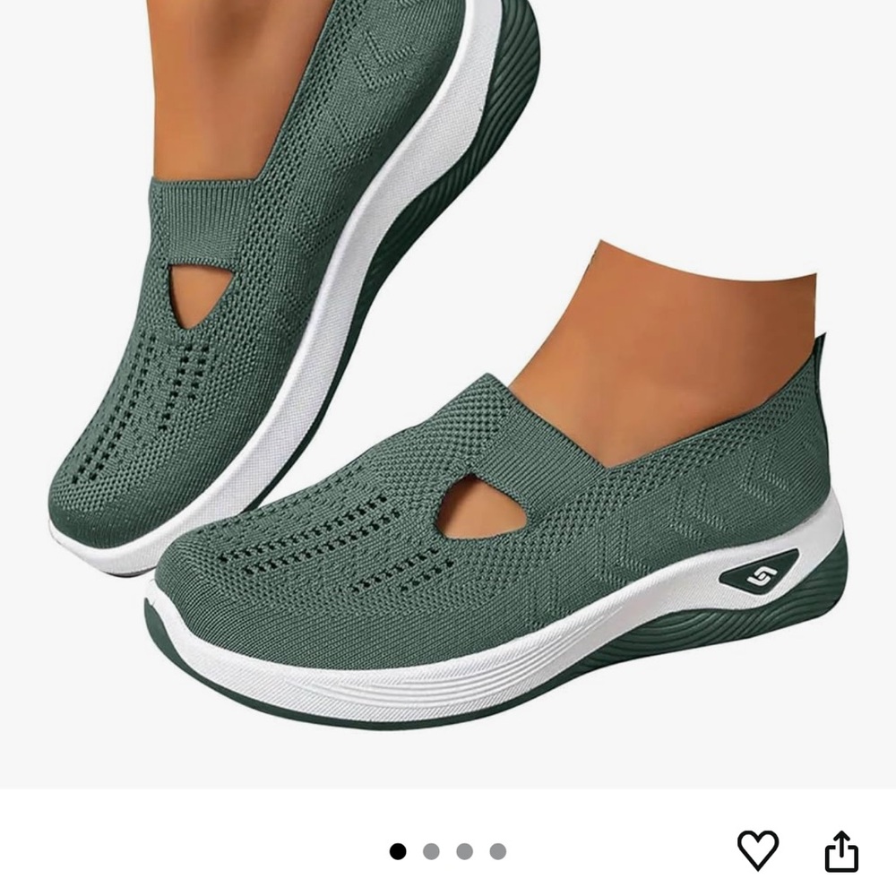 Women’s Slip-On Dakaela Knit Comfort Shoes in Olive 6.6-7 US orthopedic